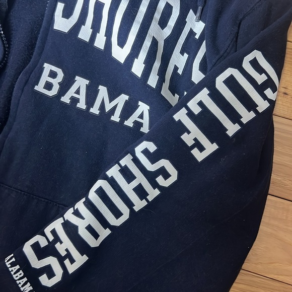 Gulf shores Alabama pacific and co size medium zip up hoodie - Picture 4 of 5